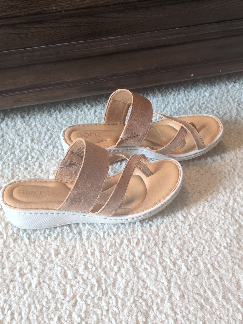 Born Women's Leather Upper Tan Slide Sandals - Cushioned Footbed